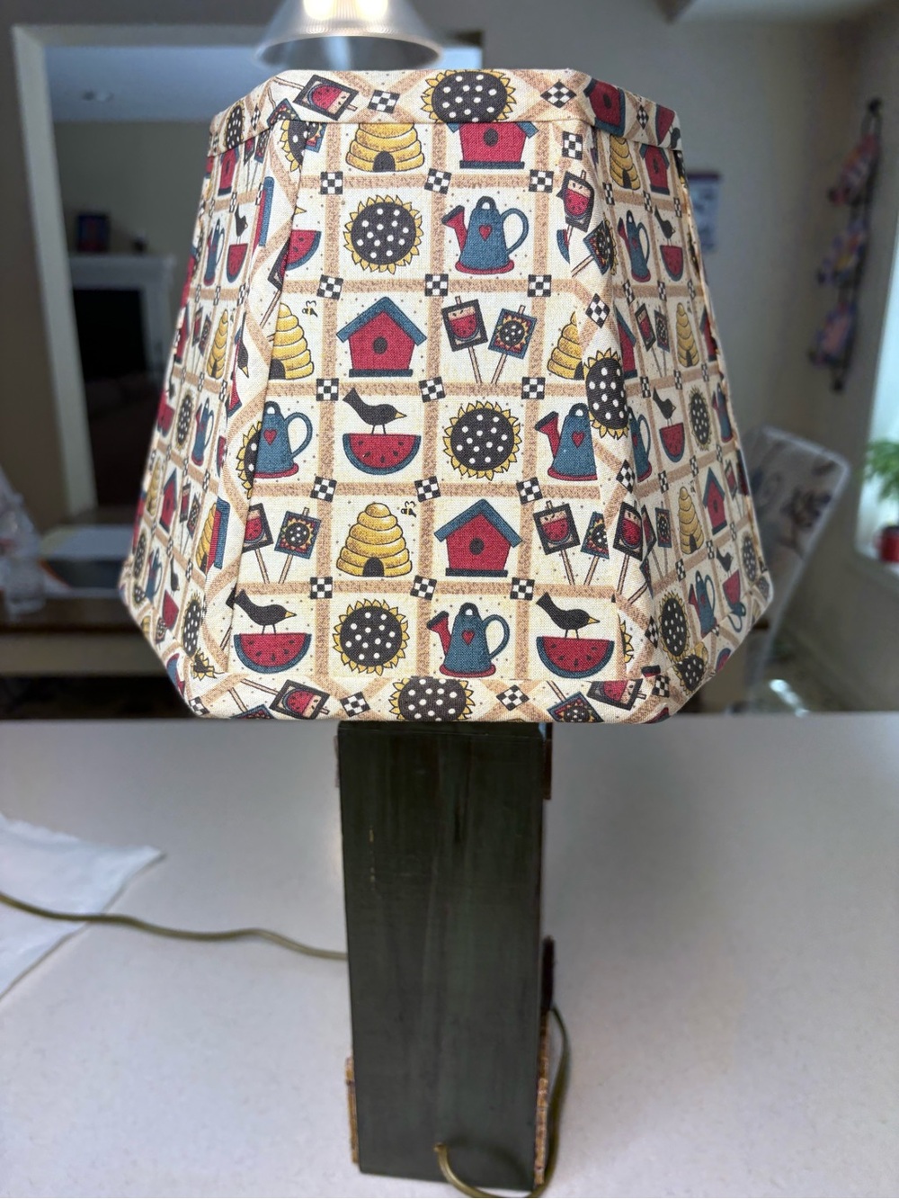 Primitive-Style Country Lamp With Patterned Lamp Shade - Picture 6 of 10